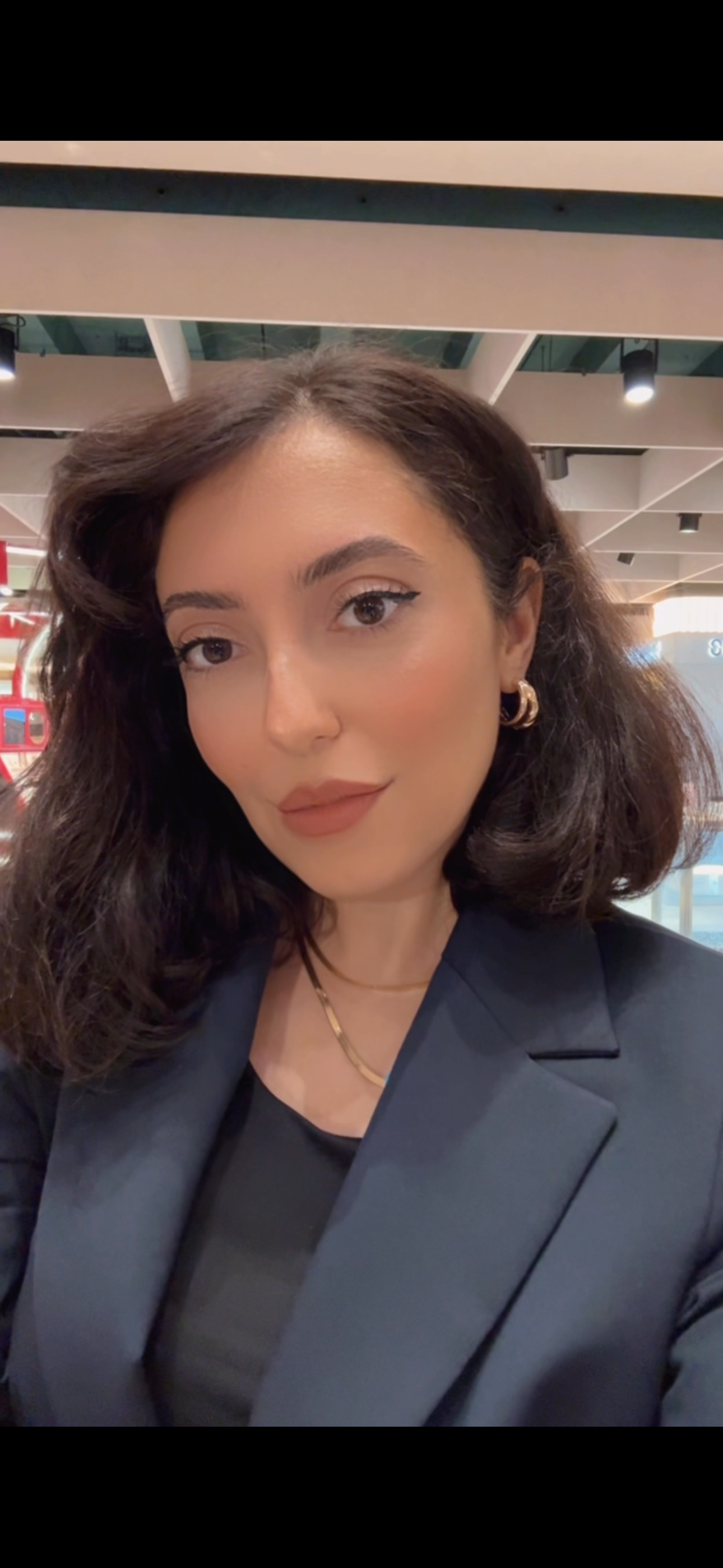 Burçin BOZ - İngilizce öğretmeni, 10+ yıl deneyim, Milton Keynes İngiltere